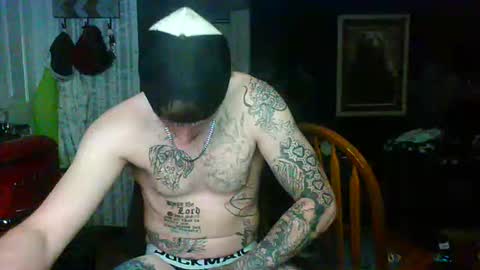 who dares  toss me some  tips lets have fun online show from April 19, 11:42 am