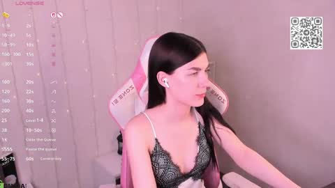 Snapshot of ohh_my_vens chatting on April 2, 12:30 am KAYA. online Tu We Th Fr Sa 0100AM - 0800AM Time zone of Germany Munich online show from April 2, 12:30 am