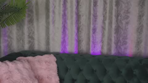 Snapshot of ohh_my_venus chatting on February 2, 7:41 am Julia online show from February 2, 7:41 am