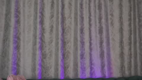 Snapshot of ohh_my_venus chatting on February 5, 7:39 am Julia online show from February 5, 7:39 am