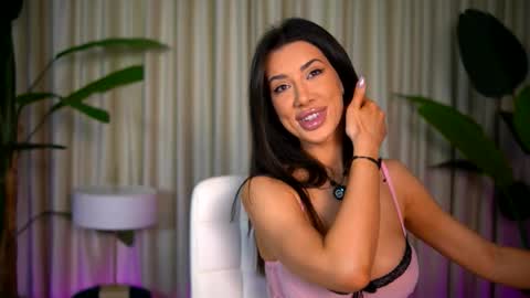 Julia online show from February 28, 5:52 am