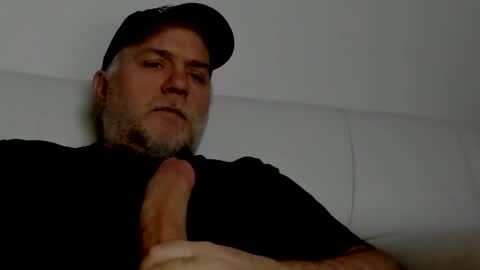 Snapshot of ohhhbillyyy chatting on March 21, 2:38 am Billy Bear online show from March 21, 2:38 am