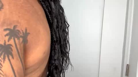 Snapshot of ohhoney30 chatting on November 13, 4:00 am GOGIOBABE online show from November 13, 4:00 am