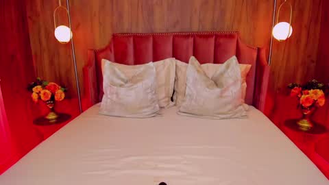 ohhsonya online show from March 18, 4:48 am