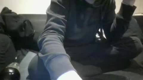 Snapshot of ohmibodslave chatting on February 23, 10:09 pm TheDee online show from February 23, 10:09 pm