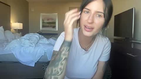 riley online show from October 7, 2:25 pm