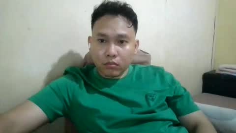 Snapshot of ohyeah006 chatting on February 2, 9:30 am ohyeah006 online show from February 2, 9:30 am