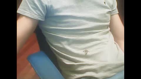 ojosverdess30 online show from December 15, 9:19 pm