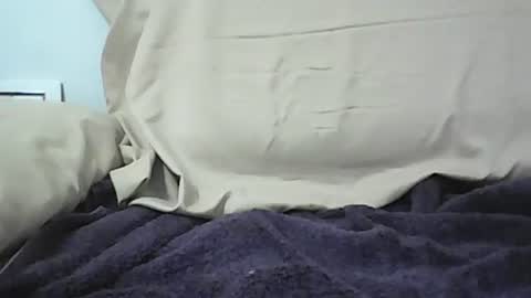 lovee online show from April 8, 11:37 pm