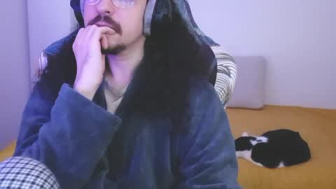 okako online show from April 2, 7:44 pm