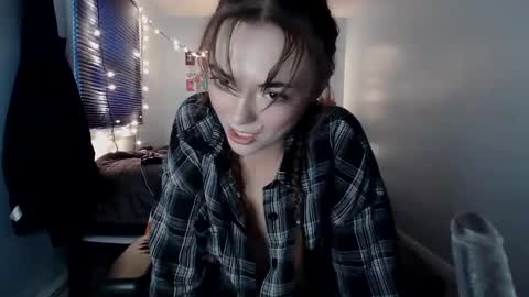 Alley asian bratty online show from September 19, 11:05 pm
