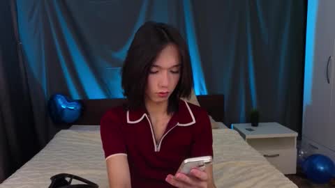 Ami online show from November 9, 1:42 pm