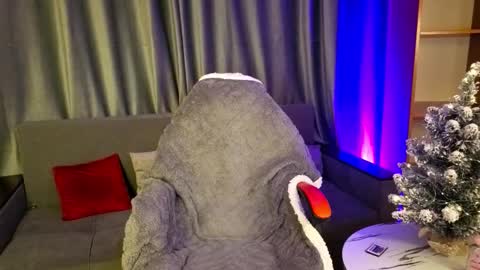 Ami online show from January 8, 1:57 pm