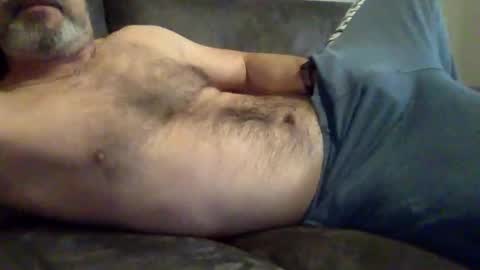 Snapshot of oktobus74 chatting on April 27, 4:49 pm oktobus74 online show from April 27, 4:49 pm