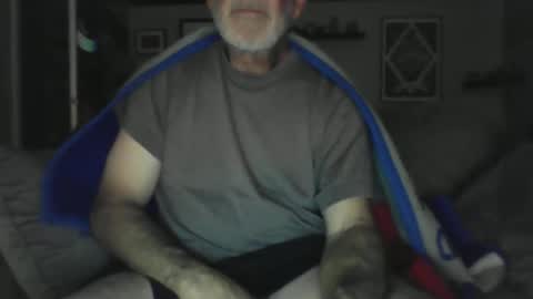 Snapshot of old_bald63 chatting on May 25, 9:15 am old_bald63 online show from May 25, 9:15 am