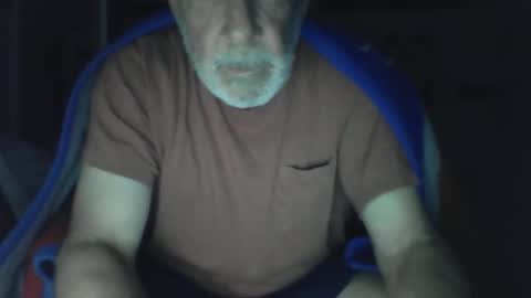 Snapshot of old_bald63 chatting on June 5, 8:20 am old_bald63 online show from June 5, 8:20 am