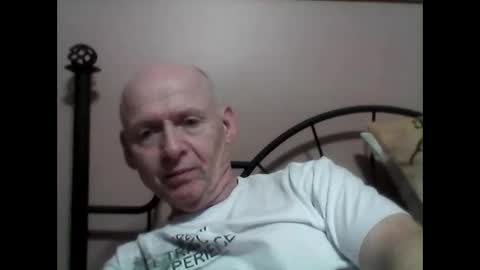 oldbuthorny62 online show from January 1, 4:29 am