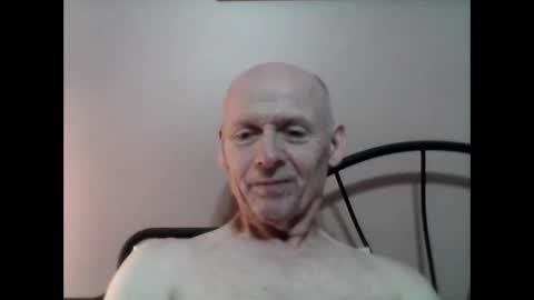 oldbuthorny62 online show from January 15, 4:47 am