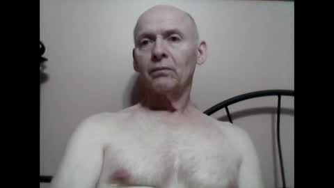 oldbuthorny62 online show from January 18, 10:49 pm