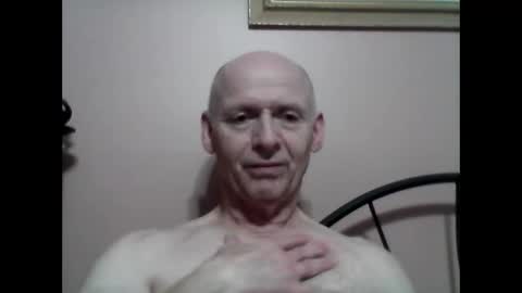 oldbuthorny62 online show from January 19, 4:54 am