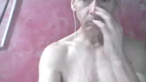 Snapshot of oldbuthorny62 chatting on June 9, 2:34 am oldbuthorny62 online show from June 9, 2:34 am