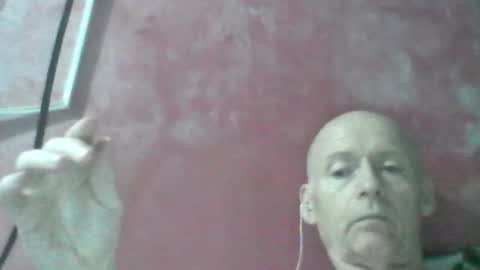 Snapshot of oldbuthorny62 chatting on June 15, 8:38 am oldbuthorny62 online show from June 15, 8:38 am