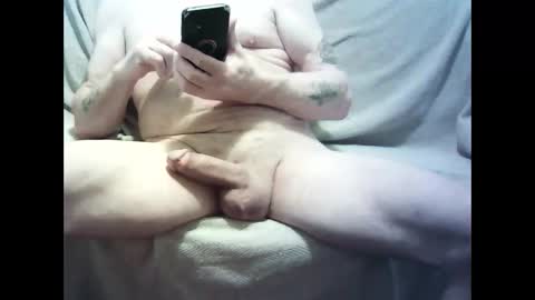 Snapshot of oldercock1411 chatting on March 7, 12:13 pm oldercock1411 online show from March 7, 12:13 pm