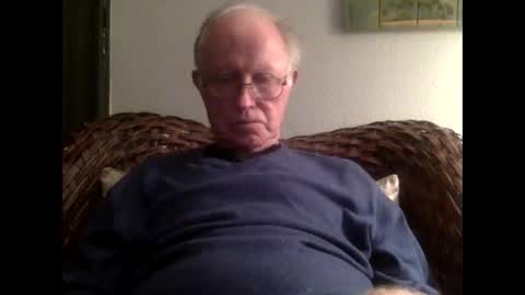 Snapshot of olderthandirt69 chatting on February 9, 2:38 am olderthandirt69 online show from February 9, 2:38 am