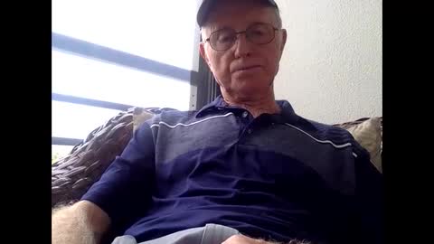 Snapshot of olderthandirt69 chatting on March 9, 5:06 pm olderthandirt69 online show from March 9, 5:06 pm