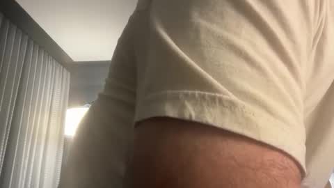 Snapshot of olderyeterotic chatting on April 5, 6:10 am olderyeterotic online show from April 5, 6:10 am