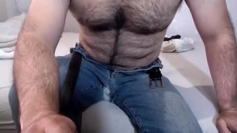 Snapshot of oldjeremy chatting on February 2, 9:30 am oldjeremy online show from February 2, 9:30 am