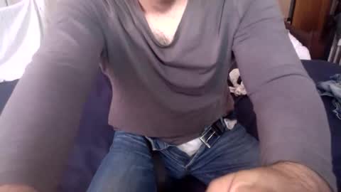 Snapshot of oldjeremy chatting on March 9, 11:03 am oldjeremy online show from March 9, 11:03 am