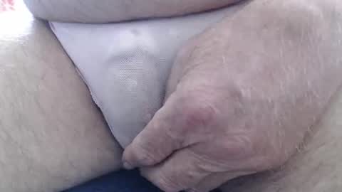 Snapshot of oldog2021 chatting on October 6, 6:44 am oldog2021 online show from October 6, 6:44 am