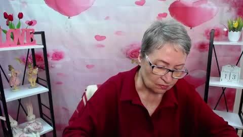 OlgaLuck online show from May 13, 6:11 am