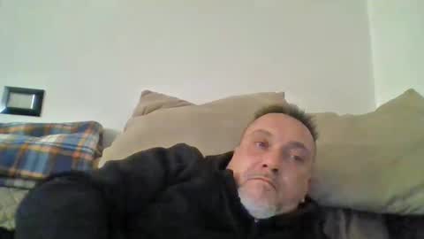 Snapshot of olimpio1230 chatting on February 21, 9:32 pm olimpio1230 online show from February 21, 9:32 pm