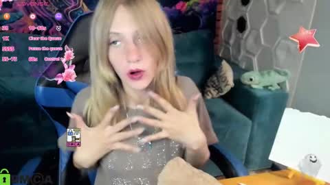 Olisa fox online show from September 10, 7:14 pm