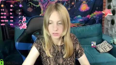 Olisa fox online show from September 21, 7:04 pm