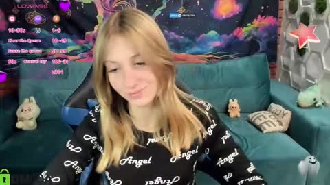 Olisa fox online show from October 17, 7:27 pm