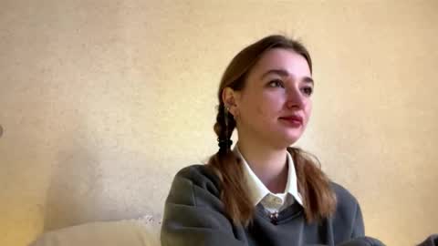 Snapshot of olivaharcar chatting on September 26, 9:02 am Olivia here online show from September 26, 9:02 am