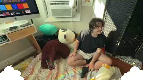 Olive 3 online show from July 20, 9:17 pm