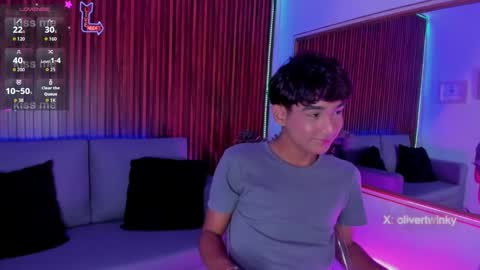 Snapshot of oliver20__ chatting on March 25, 5:02 am oliver20__ online show from March 25, 5:02 am