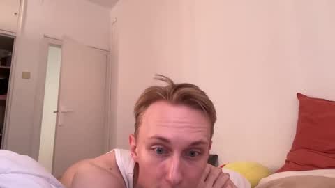 Oliver and Thomas online show from September 11, 8:58 am
