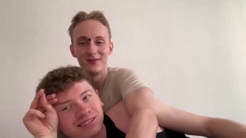 Oliver and Thomas online show from September 19, 8:05 am
