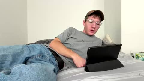 Oliver Beck online show from October 19, 7:58 pm