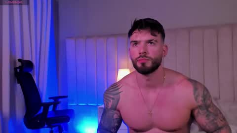 oliver_colt__ online show from March 21, 2:27 am