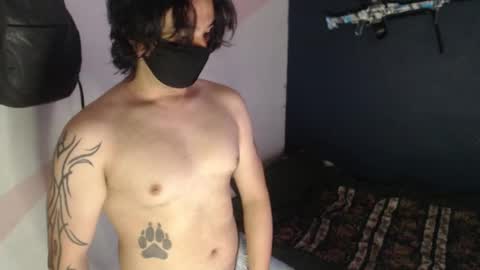 Snapshot of oliver_laid_2023 chatting on December 13, 8:15 pm oliver_laid_2023 online show from December 13, 8:15 pm
