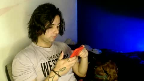 Snapshot of oliver_laid_2023 chatting on January 18, 8:51 pm oliver_laid_2023 online show from January 18, 8:51 pm