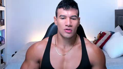 oliver_tommy online show from September 19, 1:01 pm