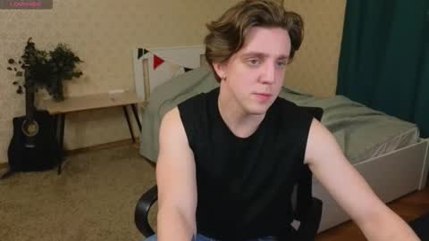 Oliver Evans online show from November 19, 12:32 am