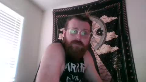Snapshot of olivergraves69 chatting on September 28, 7:30 pm olivergraves69 online show from September 28, 7:30 pm